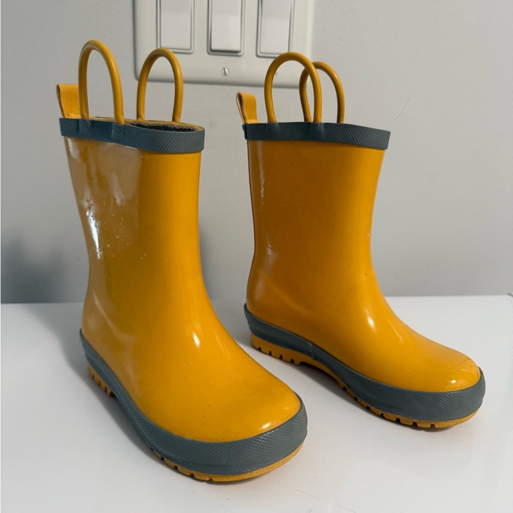 Toddler rain boots